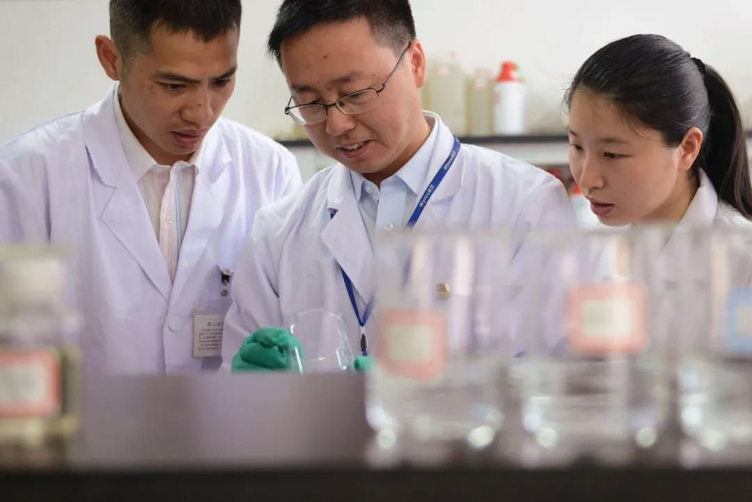 1595898398364795zvdb.jpg 1595898398364795zvdb.jpg